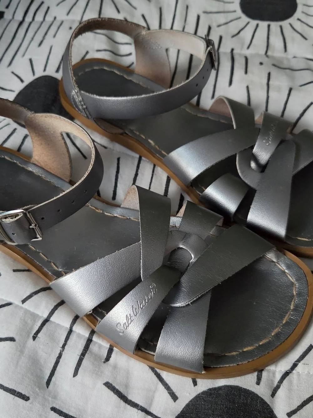 Women's Salt Water Silver Sandals, Size 9